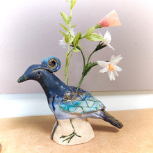 Indlæs billede til gallerivisning The very blue bird - skulptur
