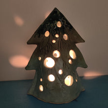 Indlæs billede til gallerivisning Grantræ til lys