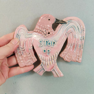 Stop-op-fugl. Rosa. Væghængt