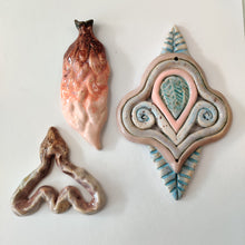 Indlæs billede til gallerivisning Ornamentus - strange fruits