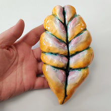 Indlæs billede til gallerivisning Orange leafy fruit - strange fruits