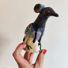 Indlæs billede til gallerivisning The very blue bird - skulptur